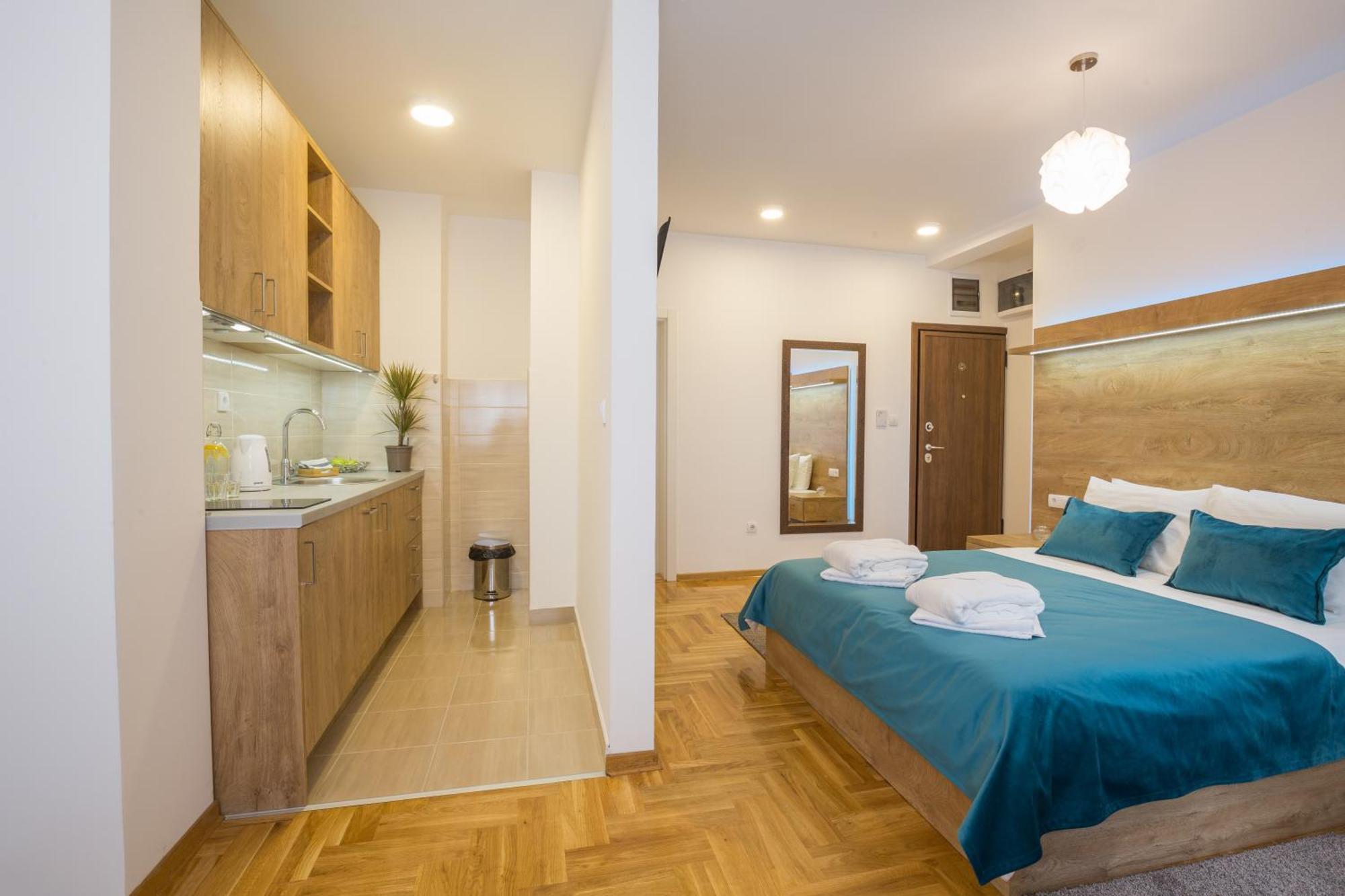 Thomas Residence Beograd Ngoại thất bức ảnh