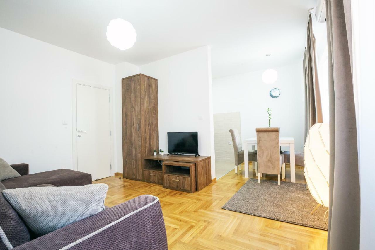 Thomas Residence Beograd Ngoại thất bức ảnh